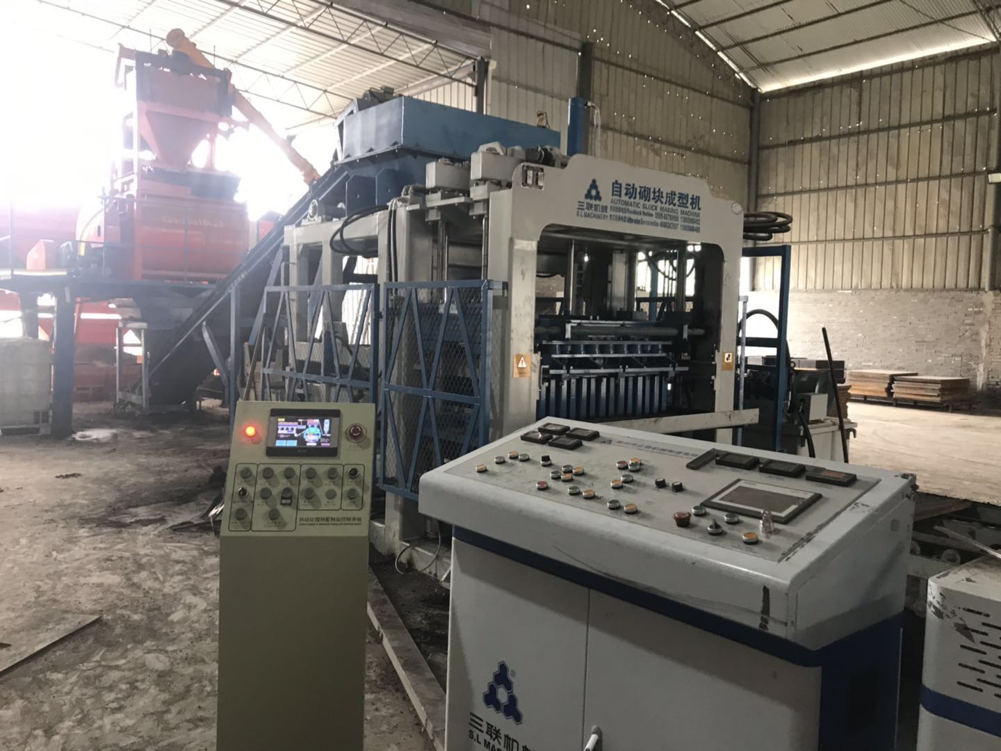 QT10-15 Hollow block machine in Shanxi China